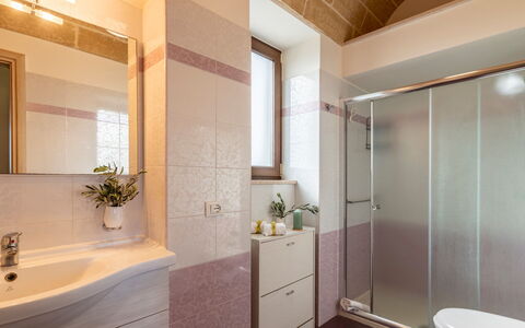Villa Serena 4: Plumbing Fixture, Interior Design, Flooring, Bathroom, Floor, Bathroom Sink, Sink, Tap, Plumbing, Room
