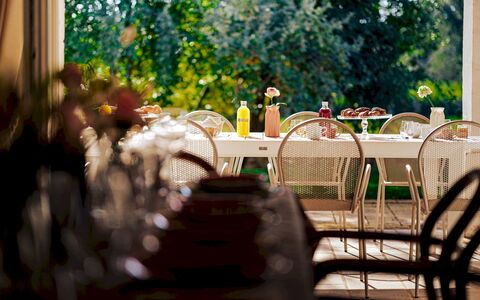 Opuntia Trulli e Lamie 10: Furniture, Table, Chair, Outdoor Table, Outdoor Furniture, Restaurant, Tablecloth, Kitchen & Dining Room Table, Garden, Serveware