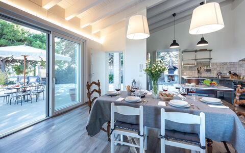 Dimora Campo delle Mura 4+2: Furniture, Chair, Interior Design, Table, Kitchen & Dining Room Table, Home, Flooring, Ceiling, Floor, Dining Room