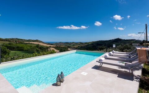 Dimora Campo delle Mura 4+2: Swimming Pool, Leisure, Resort, Eco Hotel, Landscaping, Resort Town, Villa, Water Feature, Thermae