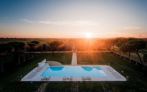 Masseria Samali 14+4: Leisure, Dusk, Swimming Pool, Evening, Park, Symmetry, Sunrise, Sunset, Walkway