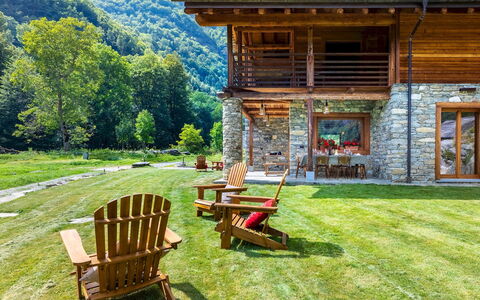 Chalet Walser 4+2: Wood, House, Architecture, Cottage, Home, Rural Area, Farmhouse, Garden, Log Cabin, Garden Buildings