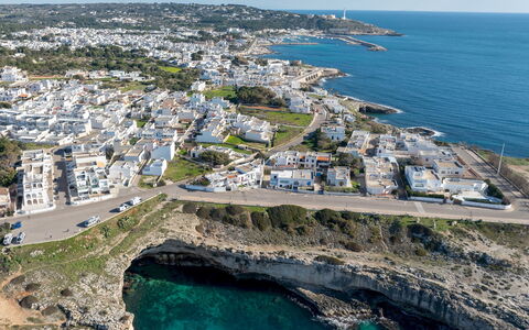 Villa Ristola 6: Water, Water Resources, Coast, Body Of Water, Coastal And Oceanic Landforms, Sea, Headland, Summer, Beach, Cove