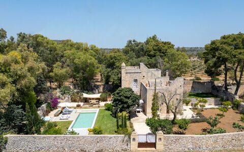 Masseria Muto 6: Garden, Estate, Landscaping, Hacienda, Mansion, Villa, Courtyard, Yard, Historic House, Backyard