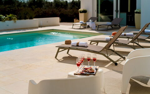 Dimora Solaris 6: Furniture, Outdoor Furniture, Chair, Sunlounger, Umbrella, Composite Material, Shade, Swimming Pool, Outdoor Table, Patio