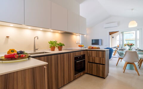 Casa Moros 6: Kitchen, Interior Design, Countertop, Kitchen Appliance, Flooring, Major Appliance, Wood, Furniture, Cabinetry, Ceiling