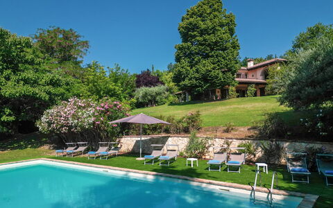 Dolce Collina 10: Swimming Pool, Resort, Residential Area, Shrub, Estate, Garden, Eco Hotel, Hacienda, Villa, Shade