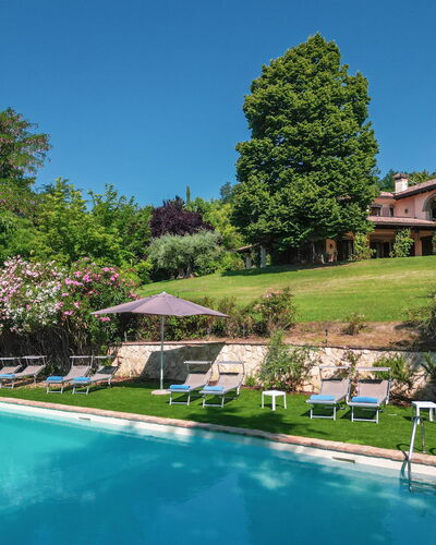 Dolce Collina 10