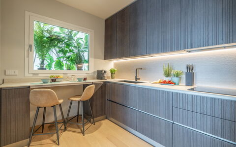 Dimora Mareblu 6: Kitchen, Interior Design, Countertop, Wood, Cabinetry, Flooring, Kitchen Appliance, Major Appliance, Home Appliance, Furniture