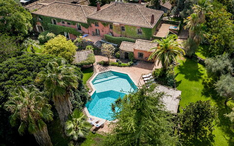 Linera 10: Residential Area, Swimming Pool, Resort, Estate, Garden, Hacienda, Landscaping, Villa, Eco Hotel, Mansion