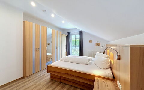 Ferienhaus Siegele: Interior Design, Wood, Furniture, Flooring, Floor, Ceiling, Room, Bed, Lighting, Bedroom