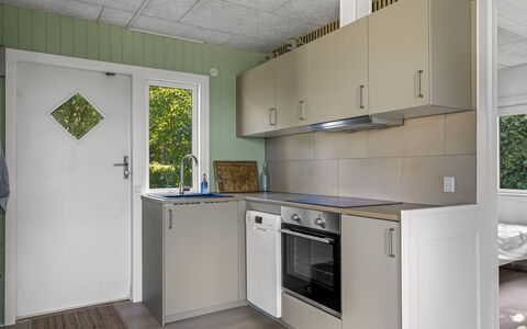 Kora - 300M from the Sea: Major Appliance, Flooring, Kitchen, Wood, Interior Design, Kitchen Appliance, Countertop, Floor, Plumbing Fixture, Ceiling