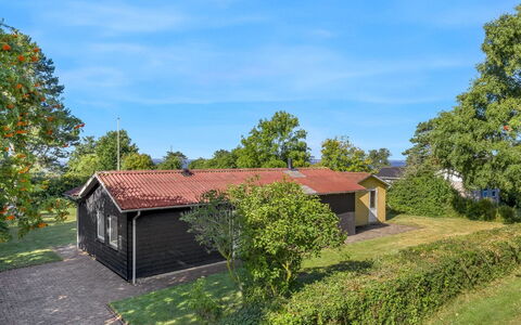 Kora - 300M from the Sea: Grass, Shrub, House, Cottage, Home, Land Lot, Rural Area, Groundcover, Garden