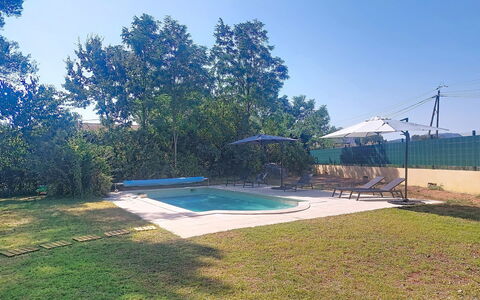 La Jeansarde: Blue, Swimming Pool, Resort, Shade, Garden, Lawn, Landscaping, Backyard, Hacienda, Yard