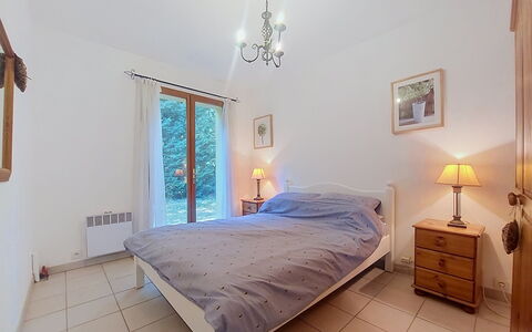 La Jeansarde: Bed, Furniture, Bedroom, Interior Design, Bed Sheet, Bedding, Floor, Wood, Ceiling, Flooring