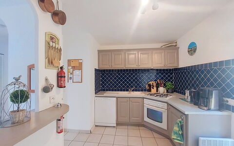 La Jeansarde: Kitchen, Countertop, Kitchen Appliance, Interior Design, Major Appliance, Cabinetry, Flooring, Furniture, Kitchen Stove, Room