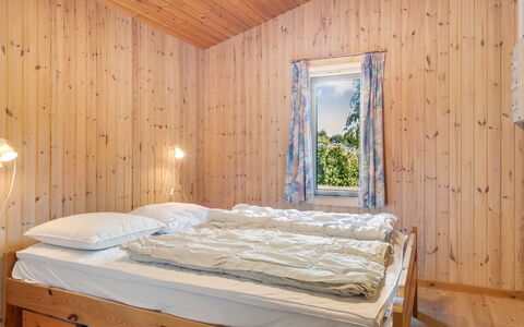 Hedwig - 120M to the Fjord: Bedroom, Wood, Bed, Interior Design, Bed Sheet, Bedding, Ceiling, Floor, Flooring, Bed Frame