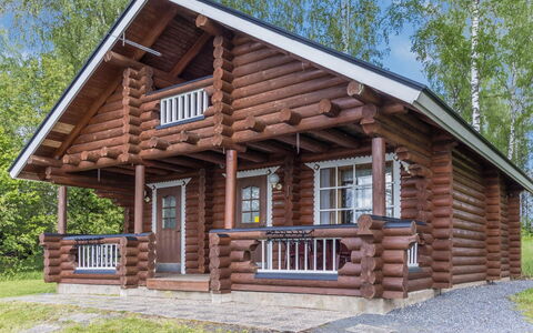 Niinimökki: Wood, Cottage, Siding, Roof, Home, House, Porch, Log Cabin, Shed, Garden Buildings