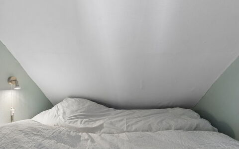 Jasper - 100M from the Sea: Ceiling, Bedroom, Linens, Bedding, Bed Sheet, Attic, Bed, Duvet