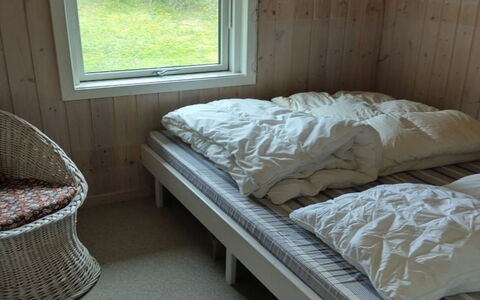 Meike - 750M from the Sea: Wood, Bedroom, Bed, Bed Sheet, Floor, Furniture, Bedding, Flooring, Interior Design, Bed Frame