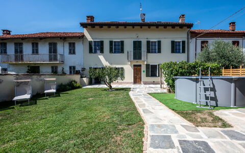 Jeeco: Residential Area, House, Home, Lawn, Estate, Garden, Yard, Backyard, Hacienda, Landscaping