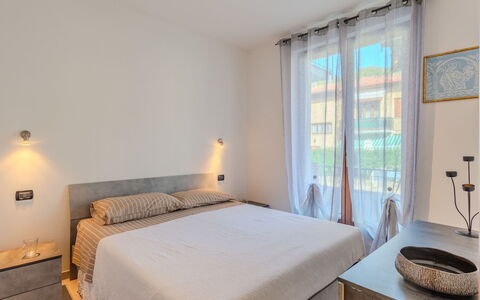 Casa Burli: Furniture, Interior Design, Bed, Flooring, Floor, Bedroom, Wall, Room, Wood, Ceiling
