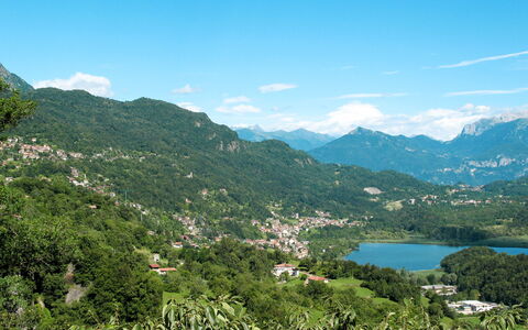 Casa Burli: Mountain, Mountainous Landforms, Nature, Hill, Natural Landscape, Vegetation, Highland, Mountain Range, Landscape, Hill Station