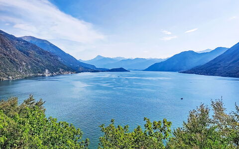 Casa Olivee: Mountain, Sky, Blue, Mountainous Landforms, Water, Body Of Water, Water Resources, Hill, Natural Landscape, Mountain Range