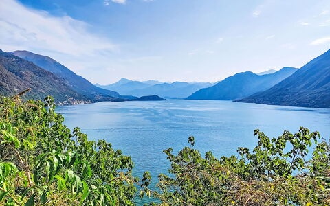 Casa Olivee: Mountain, Sky, Blue, Mountainous Landforms, Water, Body Of Water, Green, Hill, Natural Landscape, Mountain Range