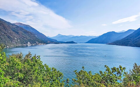 Casa Olivee: Mountain, Sky, Blue, Mountainous Landforms, Water, Water Resources, Body Of Water, Green, Hill, Nature