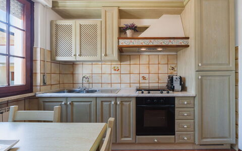La Casa di Margot: Kitchen, Kitchen Appliance, Cabinetry, Countertop, Major Appliance, Wood, Interior Design, Furniture, Flooring, Home Appliance