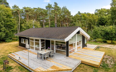 Naninja - 924M from the Sea: Cottage, Log Cabin, Hardwood, Garden Buildings, Plank, Porch, Outdoor Structure, Shed, Hut