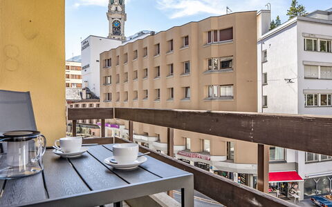 Chesa Zentrum 10B: Apartment, Condominium, Balcony, Hotel