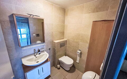 Wellness Retreat Labská: Plumbing Fixture, Flooring, Floor, Bathroom, Interior Design, Sink, Plumbing, Tap, Toilet, Bathroom Sink
