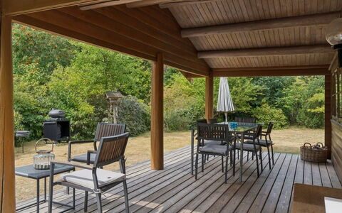 Greta - 1.7Km from the Sea: Wood, Porch, Furniture, Outdoor Furniture, Hardwood, Flooring, Wood Stain, Shade, Deck, Floor