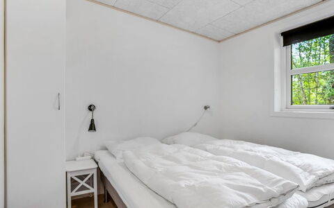 Carlina - from the Sea: Wall, Wood, Ceiling, Flooring, Bedroom, Floor, Interior Design, Bed, Bed Sheet, Bedding