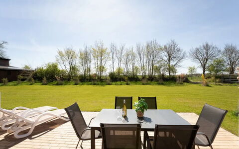Reiterhof Rickert Glücksklee: Furniture, Outdoor Furniture, Table, Chair, Outdoor Table, Kitchen & Dining Room Table, Land Lot, Garden, Shade, Lawn
