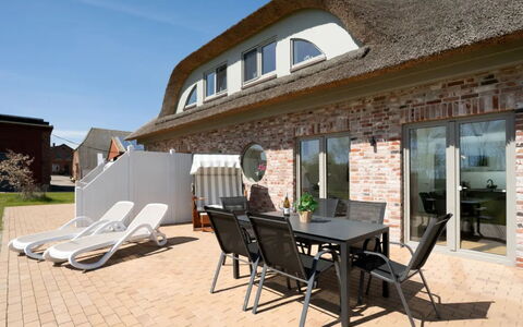 Reiterhof Rickert Glücksklee: Wood, Outdoor Furniture, Chair, Shade, Villa, Balcony, Patio, Outdoor Structure