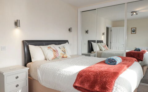 Ballinreich: Bed, Furniture, Bedding, Interior Design, Bedroom, Bed Sheet, Room, Flooring, Linens, Ceiling