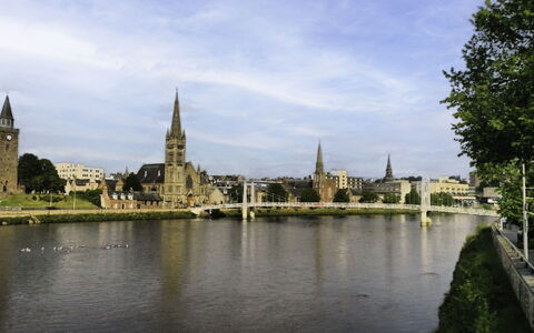 Ballinreich: Water, Water Resources, Body Of Water, Waterway, Steeple, Spire, Channel, Watercourse, City, Bank