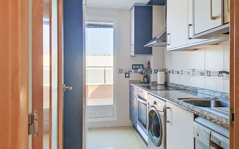 Marina Azul: Floor, Flooring, Apartment, Major Appliance, Wood Stain, Wood Flooring, Hardwood, Kitchen, Kitchen Appliance, Cabinetry