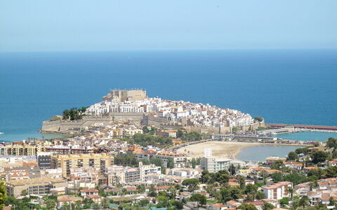 Marina Azul: Body Of Water, Coast, Horizon, Coastal And Oceanic Landforms, Sea, Ocean, Tourist Attraction, Cityscape, Aerial Photography, Bird'S-Eye View