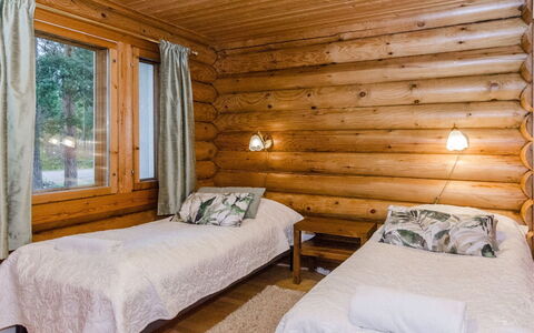 Kolin Kuningatar: Wood, Bed, Bedroom, Interior Design, Ceiling, Furniture, Floor, Flooring, Bed Sheet, Bed Frame