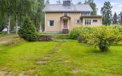 Alpola: Grass, Building, House, Home, Residential Area, Shrub, Cottage, Roof, Land Lot