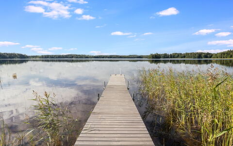 Tuuliranta: Blue, Water, Water Resources, Body Of Water, Natural Environment, Natural Landscape, Horizon, Waterway, Cloud, Bank