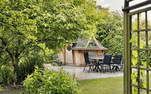 Spinney Corner: Tree, Shrub, Garden, Plant Community, Outdoor Furniture, Spring, Shade, Garden Buildings, Backyard, Landscaping