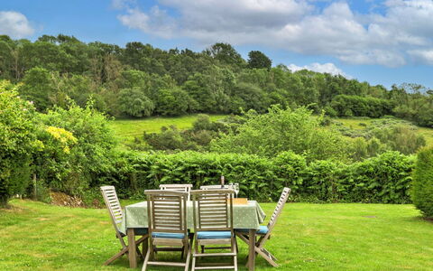 The Burrows: Grass, Vegetation, Natural Landscape, Grassland, Shrub, Landscape, Land Lot, Plant Community, Garden, Rural Area