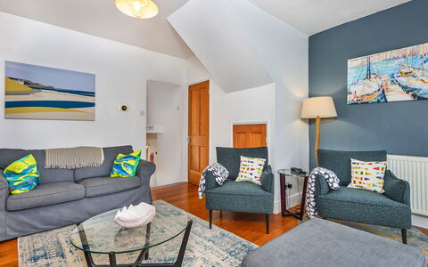 No.3 Sandside: Furniture, Blue, Interior Design, Flooring, Floor, Couch, Wood, Living Room, Room, Ceiling