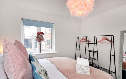 Captains Retreat, Whitby: Furniture, Interior Design, Wall, Bedroom, Bed, Room, Wood, Ceiling, Linens, Bed Sheet