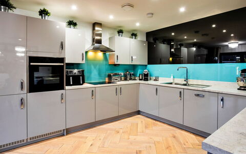 South Beach House: Kitchen, Kitchen Appliance, Major Appliance, Interior Design, Countertop, Flooring, Cabinetry, Furniture, Floor, Ceiling